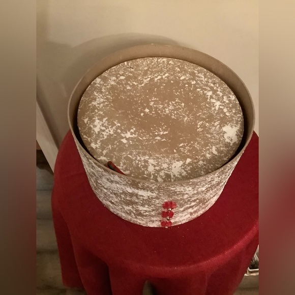 Snowman stacking boxes, great for storing & easy setup at Christmas & Oh so Cute - Picture 6 of 7